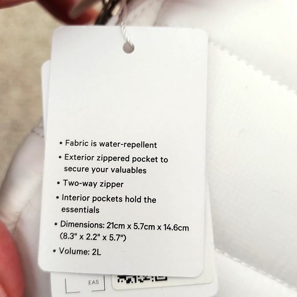 Lululemon White Puff Belt Bag Large New - Picture 4 of 4